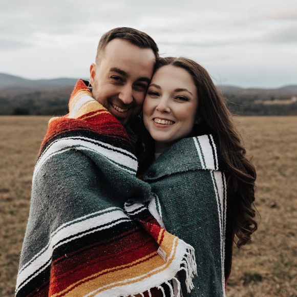 Meet your Posher, Alexis - Picture 3 of 7